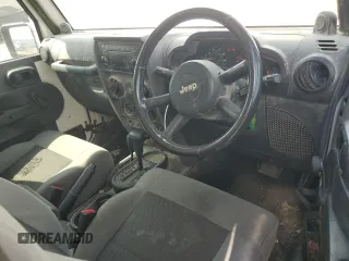 2008 Jeep Wrangler X с VIN 1J4FZ24188L503312, выставлен на аукционе Copart как лот 62013324 с пробегом 174 344 миль миль и Списание • Salvage title. История ставок и продаж доступна на DreamBid. Изображение 8.