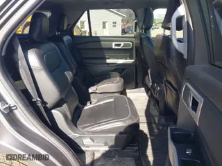 2021 Ford Explorer XLT with VIN 1FMSK8DH4MGA13408, listed as a IAAI auction lot 41863457 with 76,530 mi miles. Bid and sale history available at carsss.com. Image 8.