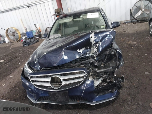 2016 Mercedes-Benz E-Class E 350 Sport with VIN WDDHF5KBXGB197373, listed as a IAAI auction lot 41415077 with 111,399 mi miles. Bid and sale history available at carsss.com. Image 13.