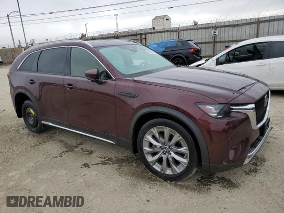 2024 Mazda CX-90 Premium z VIN JM3KKDHD8R1113467, wystawiony jako Copart lot #59140195 z przebiegiem 10 267 mil mil oraz Szkody całkowita. Historia ofert i sprzedaży dostępna na DreamBid. Obrazek 4.