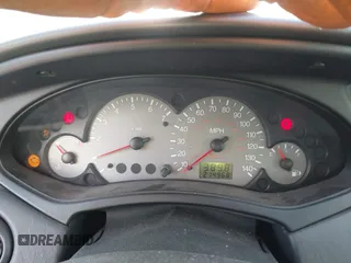 2000 Ford Focus SE with VIN 1FAFP3431YW273376, listed as a IAAI auction lot 39471057 with 214,968 mi miles and . Bid and sale history available at carsss.com. Image 7.