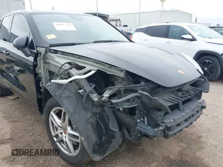 2014 Porsche Cayenne with VIN WP1AA2A21ELA92673, listed as a IAAI auction lot 41597732 with 140,673 mi miles and . Bid and sale history available at DreamBid. Image 6.