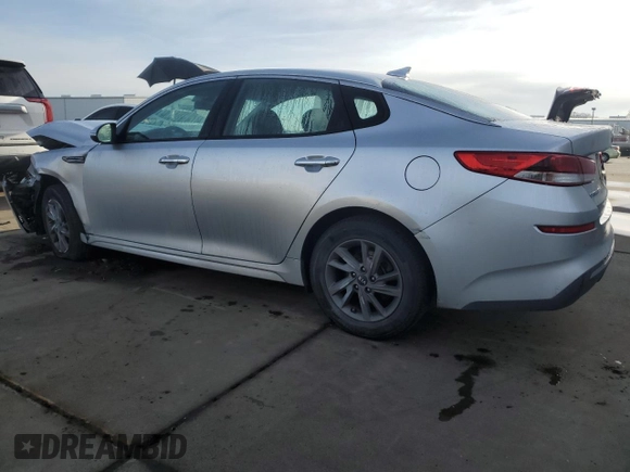 2020 Kia Optima LX z VIN 5XXGT4L30LG389034, wystawiony jako Copart lot #49735975 z przebiegiem 219 985 mil mil oraz Szkoda całkowita • Salvage title. Historia ofert i sprzedaży dostępna na DreamBid. Obrazek 2.