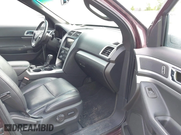 2011 Ford Explorer XLT z VIN 1FMHK8D80BGA76237, wystawiony jako IAAI lot #42331477 z przebiegiem 212 158 mil mil oraz . Historia ofert i sprzedaży dostępna na DreamBid. Obrazek 5.