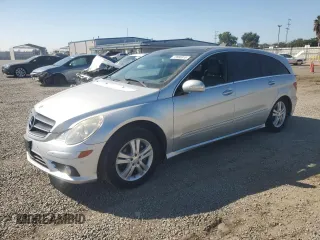 2009 Mercedes-Benz R 3.5L with VIN 4JGCB65E79A089261, listed as a Copart auction lot 72660914 with 211,892 mi miles and Clean Title. Bid and sale history available at carsss.com. Image 1.