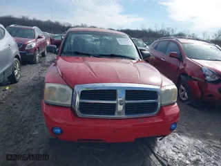 2006 Dodge Dakota SLT with VIN 1D7HW48KX6S534494, listed as a IAAI auction lot 41727880 with 200,140 mi miles. Bid and sale history available at carsss.com. Image 13.