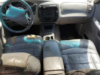 1997 Ford Explorer XLT with VIN 1FMDU35P5VZB51640, listed as a Copart auction lot 52030474 with 214,647 mi miles and Clean title. Bid and sale history available at DreamBid. Image 8.