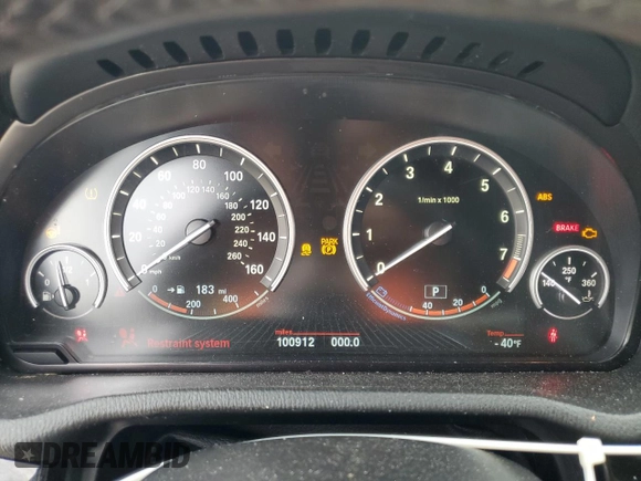 2018 BMW X4 xDrive28i with VIN 5UXXW3C57J0T80573, listed as a Copart auction lot 81038214 with 100,912 mi miles and Non Repairable. Bid and sale history available at carsss.com. Image 9.