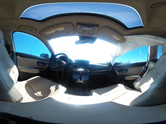 2019 Honda CR-V Touring with VIN 2HKRW1H9XKH500025, listed as a IAAI auction lot 41667564 with 73,889 mi miles. Bid and sale history available at carsss.com. Image 18.