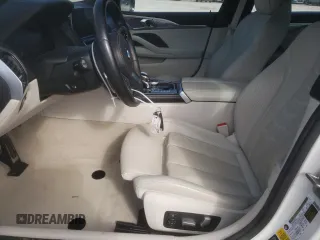 2022 BMW 8 Series M850i z VIN WBAGV8C03NCH10560, wystawiony jako Copart lot #44026465 z przebiegiem 21 292 mil mil oraz Szkoda całkowita • Salvage title. Historia ofert i sprzedaży dostępna na DreamBid. Obrazek 7.