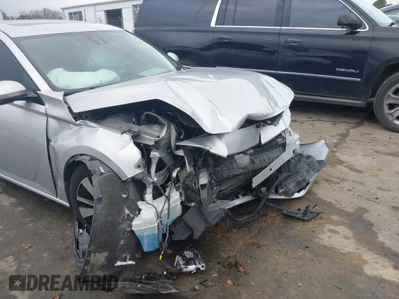 2019 Nissan Altima 2.5 SL with VIN 1N4BL4EV5KC156392, listed as a IAAI auction lot 41515531 with 164,644 mi miles. Bid and sale history available at carsss.com. Image 16.