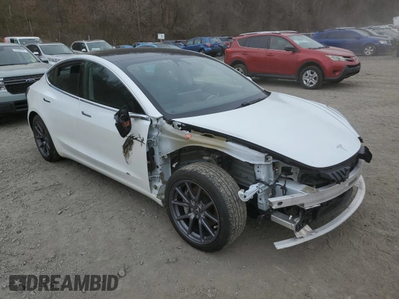 2020 Tesla Model 3 Standard Range Plus z VIN 5YJ3E1EA2LF645406, wystawiony jako Copart lot #52493395 z przebiegiem 102 126 mil mil oraz Szkoda całkowita • Salvage title. Historia ofert i sprzedaży dostępna na DreamBid. Obrazek 4.