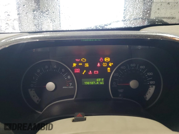2007 Ford Explorer XLT z VIN 1FMEU73E87UB10917, wystawiony jako Copart lot #59261015 z przebiegiem 198 187 mil mil oraz Szkoda całkowita • Salvage title. Historia ofert i sprzedaży dostępna na DreamBid. Obrazek 9.