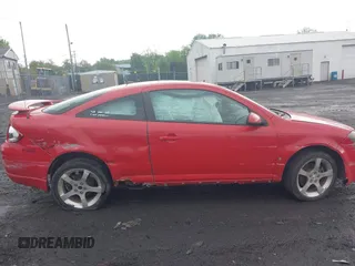 2007 Pontiac G5 GT z VIN 1G2AN18B177219637, wystawiony jako IAAI lot #42231491 z przebiegiem 139 062 mil mil oraz . Historia ofert i sprzedaży dostępna na DreamBid. Obrazek 6.