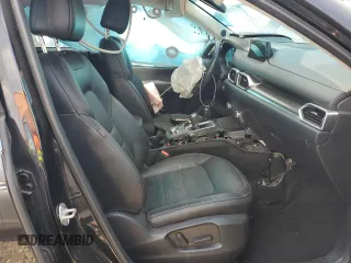2018 Mazda CX-5 Grand Touring z VIN JM3KFBDM0J0403095, wystawiony jako Copart lot #48594495 z przebiegiem Nie podano mil oraz Szkoda całkowita • Salvage title. Historia ofert i sprzedaży dostępna na DreamBid. Obrazek 7.