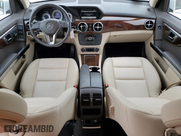 2013 Mercedes-Benz GLK 350 with VIN WDCGG8JB6DG099696, listed as a Copart auction lot 70665204 with 47,497 mi miles and Clean Title. Bid and sale history available at DreamBid. Image 8.