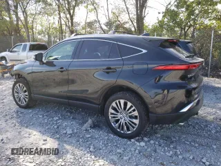 2022 Toyota Venza LE with VIN JTEAAAAH3NJ106869, listed as a Copart auction lot 70992943 with 9,152 mi miles. Bid and sale history available at carsss.com. Image 2.