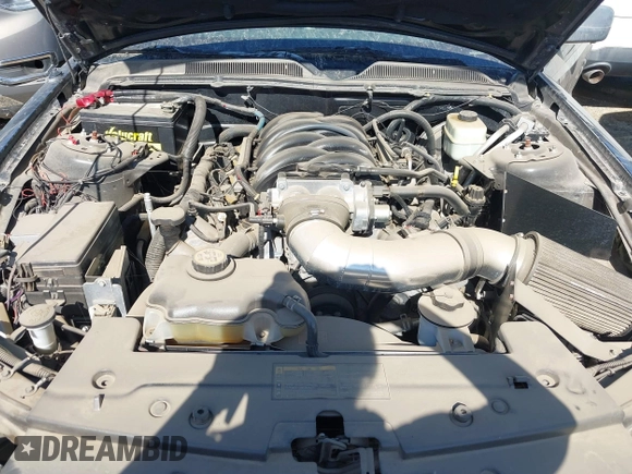 2006 Ford Mustang GT Deluxe with VIN 1ZVFT82H065257638, listed as a IAAI auction lot 40384311 with Not provided miles and . Bid and sale history available at DreamBid. Image 10.
