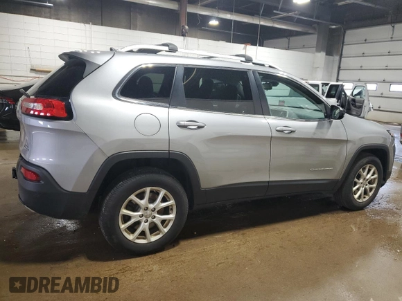 2015 Jeep Cherokee North with VIN 1C4PJMCS2FW634318, listed as a Copart auction lot 53539995 with 188,298 mi miles and Salvage Title. Bid and sale history available at carsss.com. Image 3.