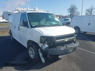 2015 Chevrolet Express Cargo with VIN 1GCWGFCF1F1161498, listed as a IAAI auction lot 41878871 with 157,365 mi miles. Bid and sale history available at carsss.com. Image 1.