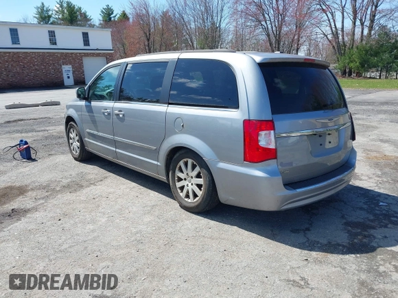 2014 Chrysler Town & Country Touring with VIN 2C4RC1BG9ER399146, listed as a IAAI auction lot 42095059 with 190,777 mi miles. Bid and sale history available at carsss.com. Image 3.