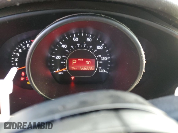 2015 Kia Soul + with VIN KNDJP3A52F7182005, listed as a Copart auction lot 48821775 with 163,209 mi miles and Clean Title. Bid and sale history available at carsss.com. Image 9.