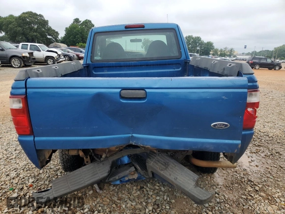 2002 Ford Ranger XL Fleet with VIN 1FTYR44U52PA71654, listed as a Copart auction lot 61395215 with 193,722 mi miles and Salvage title. Bid and sale history available at DreamBid. Image 10.