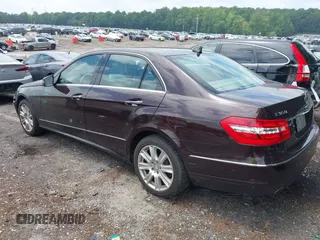 2013 Mercedes-Benz E 350 Luxury z VIN WDDHF5KB7DA663228, wystawiony jako IAAI lot #42429426 z przebiegiem 169 457 mil mil oraz . Historia ofert i sprzedaży dostępna na DreamBid. Obrazek 3.
