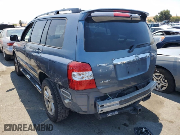 2006 Toyota Highlander Hybrid with VIN JTEEW21A960029945, listed as a Copart auction lot 62563614 with 180,196 mi miles and Salvage Title. Bid and sale history available at carsss.com. Image 2.