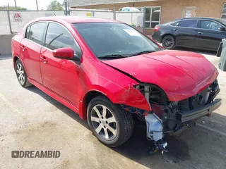 2012 Nissan Sentra S z VIN 3N1AB6AP2CL647006, wystawiony jako IAAI lot #42282745 z przebiegiem 80 937 mil mil oraz . Historia ofert i sprzedaży dostępna na DreamBid. Obrazek 1.