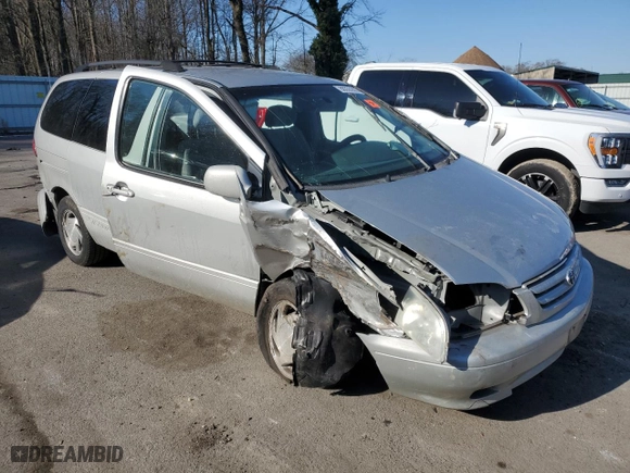2003 Toyota Sienna LE with VIN 4T3ZF13C03U514917, listed as a Copart auction lot 88355355 with 146,050 mi miles and Salvage Title. Bid and sale history available at carsss.com. Image 4.
