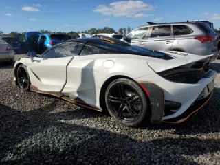 2021 McLaren 765LT z VIN SBM14RCAXMW765454, wystawiony jako Copart lot #75086054 z przebiegiem Nie podano mil oraz Nie do naprawy. Historia ofert i sprzedaży dostępna na DreamBid. Obrazek 2.