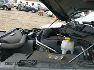 2013 Ram 1500 Express z VIN 1C6RR7KT3DS720228, wystawiony jako IAAI lot #42528357 z przebiegiem 138 295 mil mil oraz . Historia ofert i sprzedaży dostępna na DreamBid. Obrazek 19.