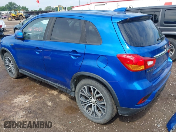 2018 Mitsubishi Outlander SE with VIN JA4AR3AW6JU000961, listed as a IAAI auction lot 42720633 with 124,554 mi miles and . Bid and sale history available at DreamBid. Image 3.