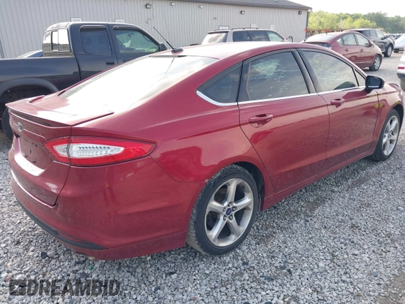 2016 Ford Fusion S z VIN 3FA6P0G70GR325773, wystawiony jako IAAI lot #42250513 z przebiegiem 167 224 mil mil oraz . Historia ofert i sprzedaży dostępna na DreamBid. Obrazek 4.