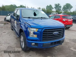 2017 Ford F-150 XL z VIN 1FTEW1EP2HFC00290, wystawiony jako IAAI lot #42390498 z przebiegiem 136 065 mil mil oraz . Historia ofert i sprzedaży dostępna na DreamBid. Obrazek 6.