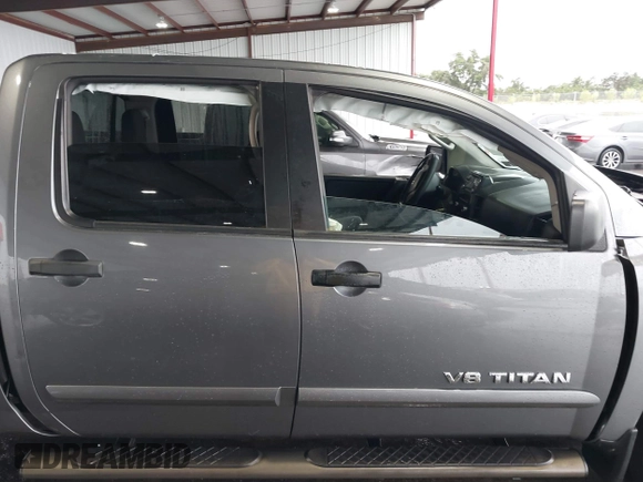 2014 Nissan Titan S with VIN 1N6AA0ECXEN504034, listed as a IAAI auction lot 39883492 with 189,529 mi miles and . Bid and sale history available at DreamBid. Image 12.