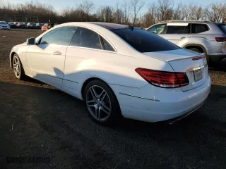 2015 Mercedes-Benz E-Class E 400 with VIN WDDKJ6HB4FF307133, listed as a Copart auction lot 80944894 with 119,749 mi miles and Clean Title. Bid and sale history available at carsss.com. Image 2.
