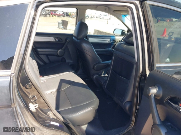 2011 Honda CR-V SE with VIN 5J6RE3H47BL055140, listed as a IAAI auction lot 41833677 with 172,408 mi miles. Bid and sale history available at carsss.com. Image 8.
