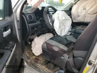 2019 Toyota Tundra 2WD SR with VIN 5TFRY5F16KX246963, listed as a Copart auction lot 79871354 with 52,024 mi miles and Salvage Title. Bid and sale history available at carsss.com. Image 8.