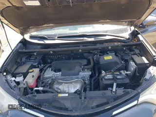 2018 Toyota RAV4 XLE with VIN 2T3WFREV9JW503136, listed as a IAAI auction lot 41815266 with 118,585 mi miles. Bid and sale history available at carsss.com. Image 10.