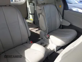 2013 Toyota Sienna XLE AAS with VIN 5TDYK3DC5DS331291, listed as a IAAI auction lot 42090586 with 176,711 mi miles and . Bid and sale history available at carsss.com. Image 8.