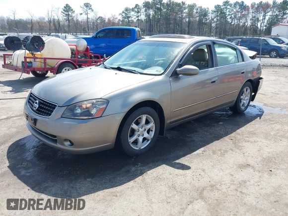 2005 Nissan Altima 3.5 SE with VIN 1N4BL11DX5C353106, listed as a IAAI auction lot 41833288 with 148,146 mi miles. Bid and sale history available at carsss.com. Image 17.