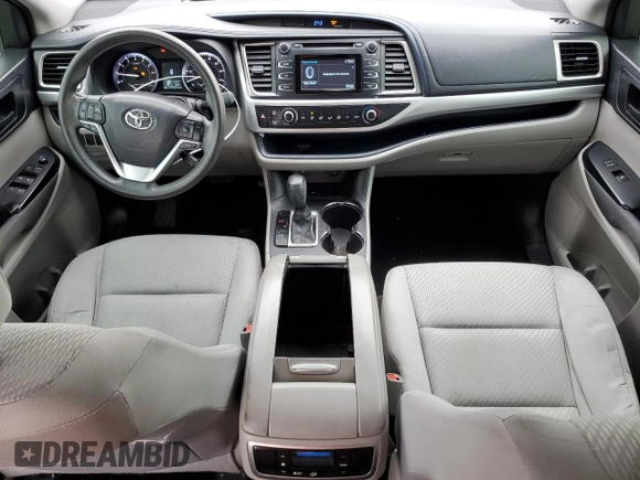2016 Toyota Highlander LE Plus z VIN 5TDZKRFH1GS150242, wystawiony jako Copart lot #48050595 z przebiegiem 174 039 mil mil oraz Szkoda całkowita • Salvage title. Historia ofert i sprzedaży dostępna na DreamBid. Obrazek 8.