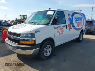 2021 Chevrolet Express Cargo with VIN 1GCWGAFP3M1204940, listed as a IAAI auction lot 42030364 with 81,163 mi miles and . Bid and sale history available at DreamBid. Image 18.