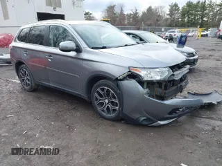 2015 Mitsubishi Outlander GT z VIN JA4JZ4AXXFZ013009, wystawiony jako IAAI lot #41950483 z przebiegiem 126 618 mil mil oraz . Historia ofert i sprzedaży dostępna na DreamBid. Obrazek 1.