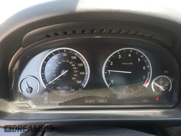 2014 BMW 5 Series 535i with VIN WBA5B1C54ED477184, listed as a Copart auction lot 52670515 with 191,671 mi miles and Clean Title. Bid and sale history available at carsss.com. Image 9.