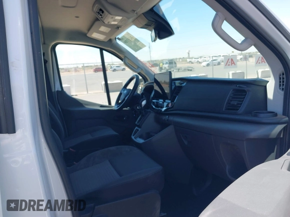 2023 Ford Transit Passenger XL with VIN 1FBAX2Y89PKA45043, listed as a IAAI auction lot 39253709 with 54,625 mi miles and . Bid and sale history available at DreamBid. Image 5.