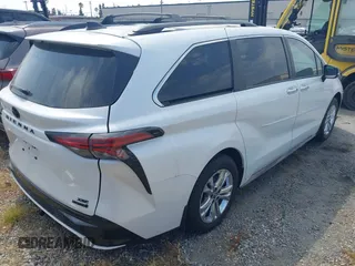 2023 Toyota Sienna XSE 25th Anniversary with VIN 5TDCSKFCXPS074361, listed as a IAAI auction lot 42483296 with 12,437 mi miles and . Bid and sale history available at DreamBid. Image 4.