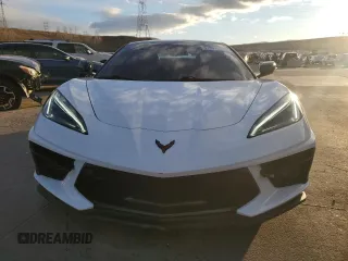 2023 Chevrolet Corvette 3LT z VIN 1G1YC3D46P5132310, wystawiony jako Copart lot #87001484 z przebiegiem 14 522 mil mil oraz Czysty tytuł • Clean title. Historia ofert i sprzedaży dostępna na DreamBid. Obrazek 5.